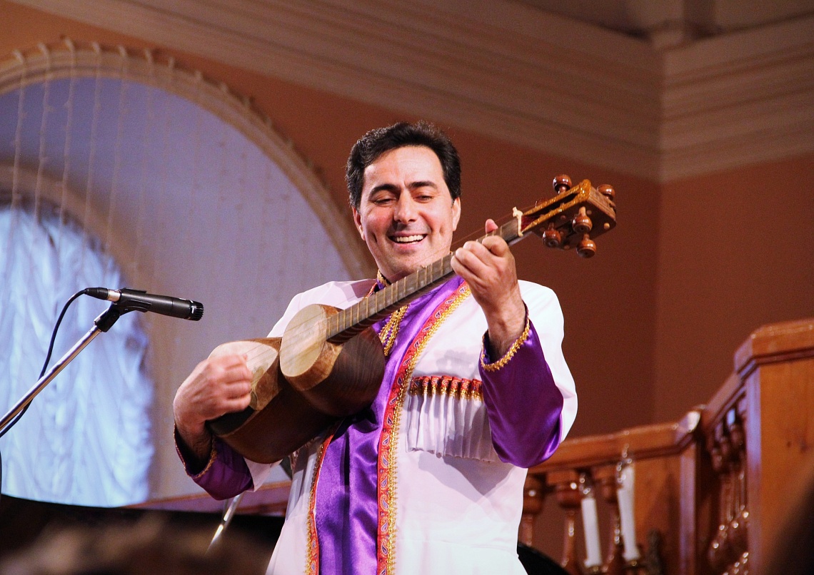 Джаваншир Казымов приглашает на концерт «Дорогою добра»